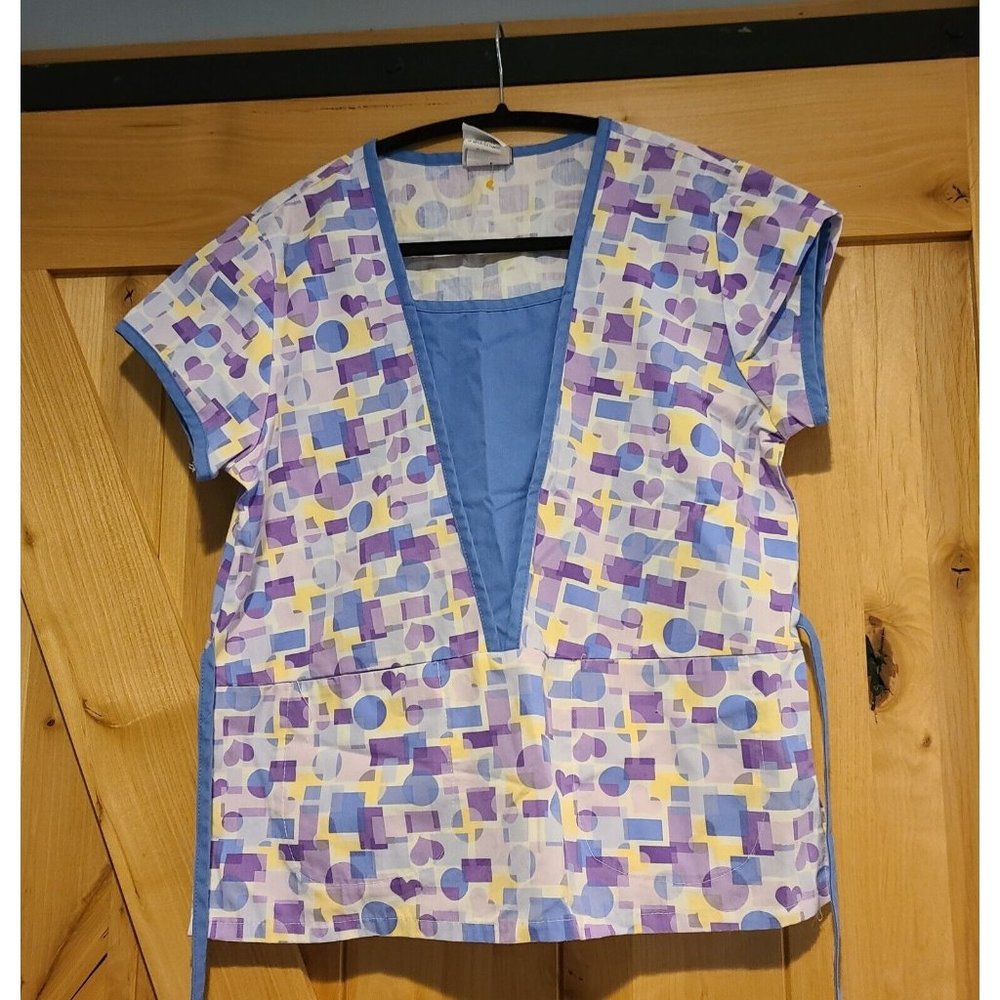 Knot Us Scrub Top Women's Small Purple Blue Yellow Abstract Pocket Tie Back